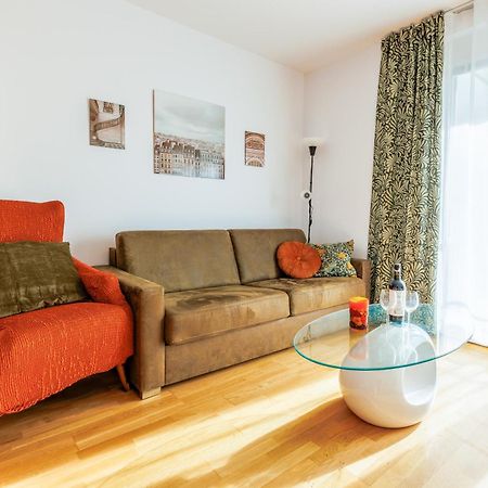 Home In Vienna By Oberlaa Therme - 15 Min To The City Center Room photo